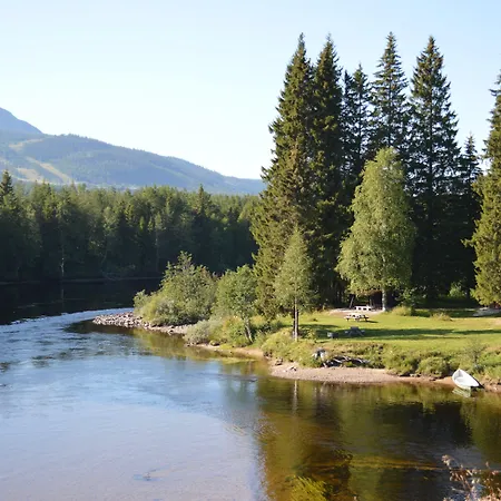 Lodge &
